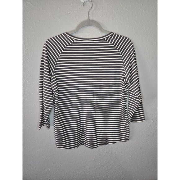 Columbia Women's Unbearable Striped Graphic 3/4 Sleeve T-Shirt Size Medium - Picture 4 of 6